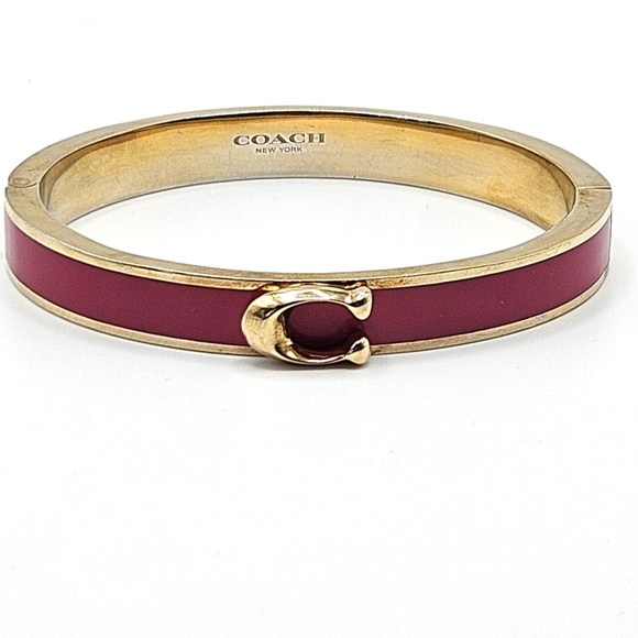 Coach Signature Logo Strawberry Pink Enamel Gold Tone Hinged  Bangle Bracelet - Picture 3 of 6
